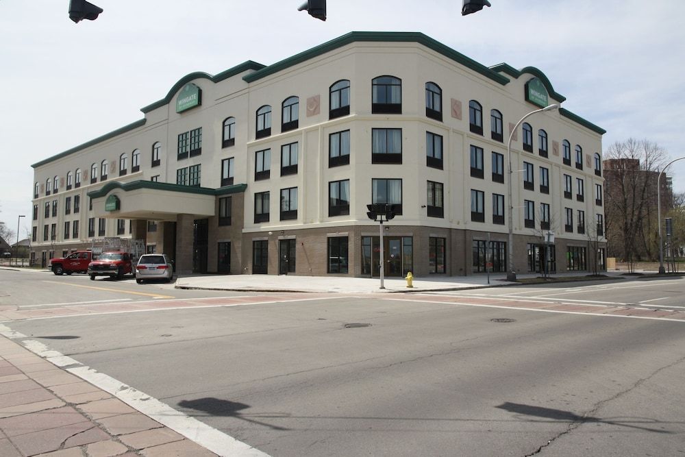 undefined Wingate By Wyndham Niagara Falls 2