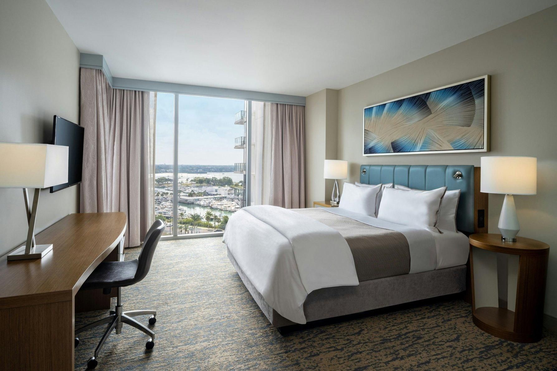 Premium, Guest room, 1 King, Marina view