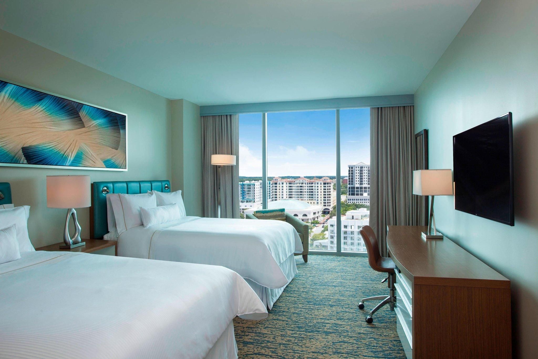Traditional Standard, Guest room, 2 Queen, City view, Balcony