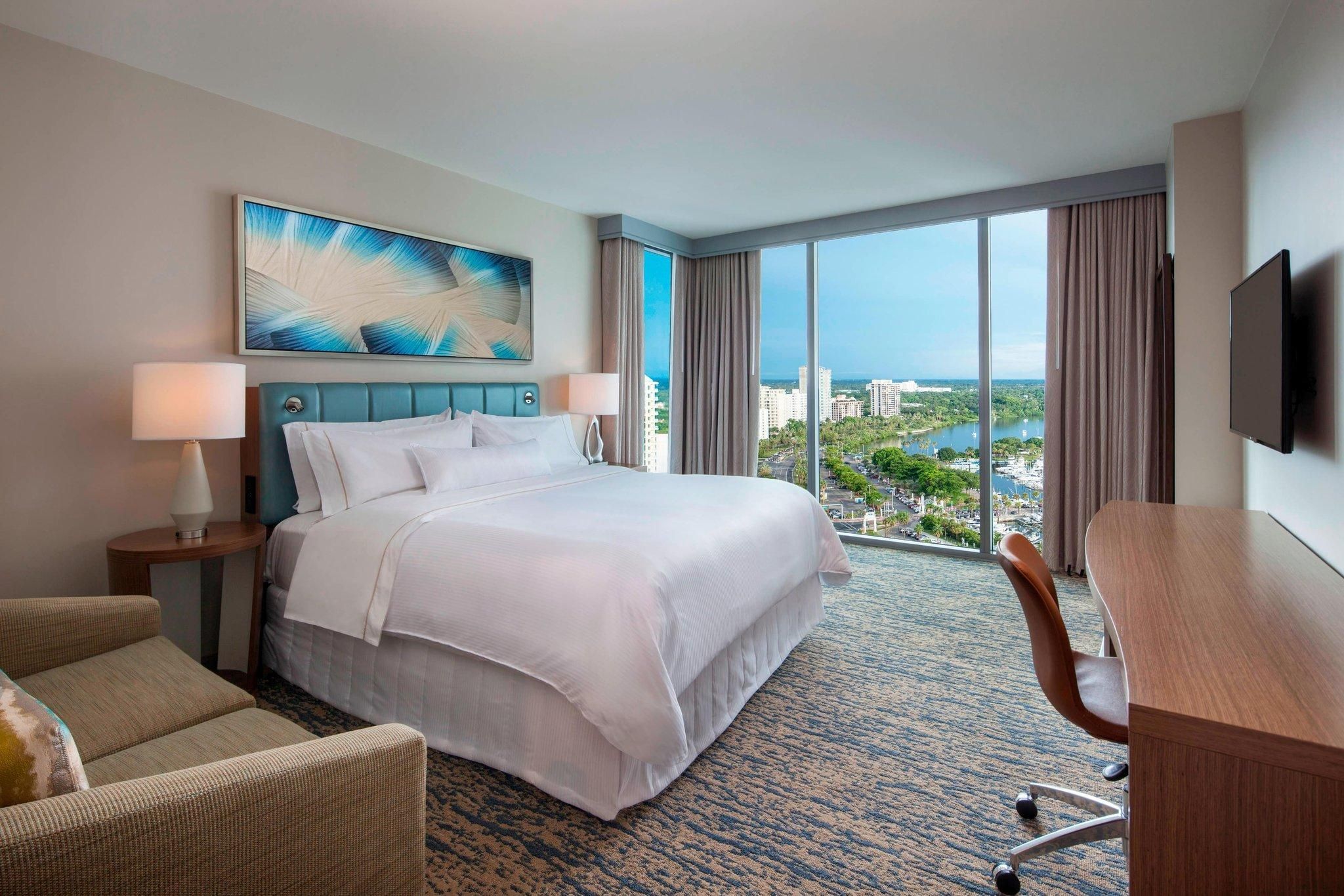 Premium, Guest room, 1 King, Marina view