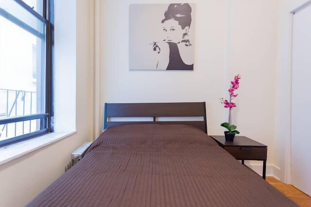 Comfort Apartment, 1 Queen Bed with Sofa bed, City View