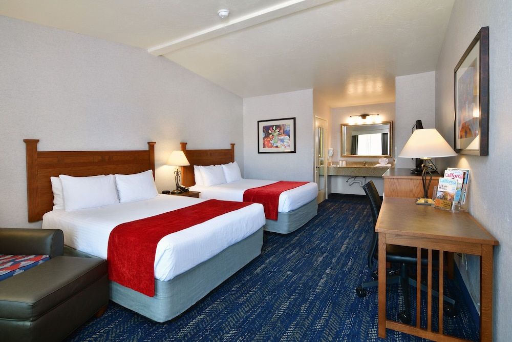 Standard Room, 2 Queen Beds