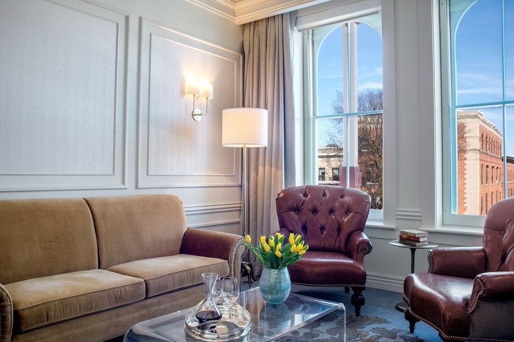 The Adelphi Hotel Premier Suite (Broadway) 2