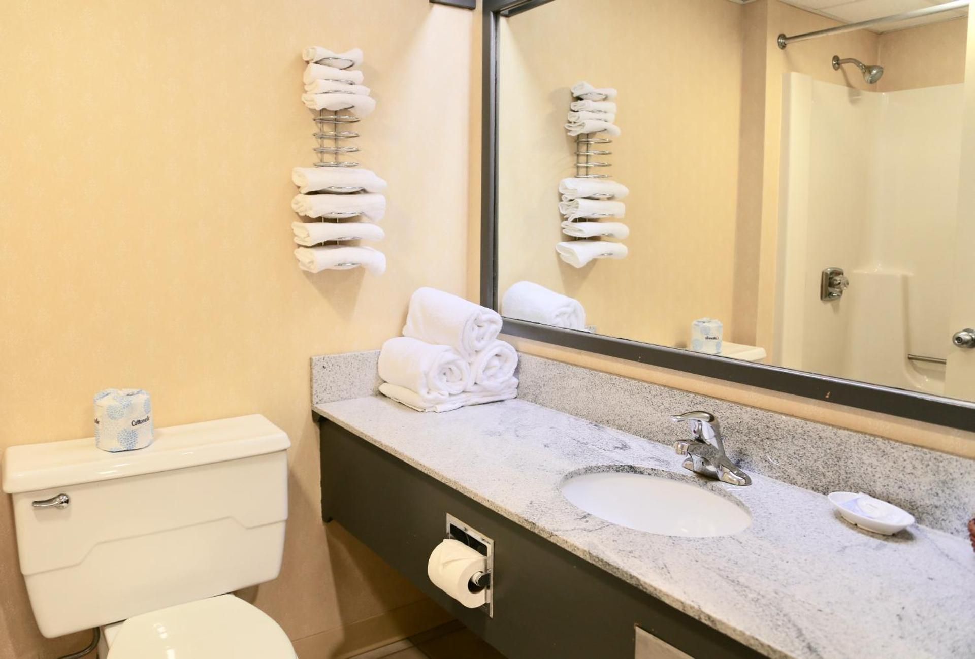 Fairbanks Inn Courtyard Level with Two Queen Beds