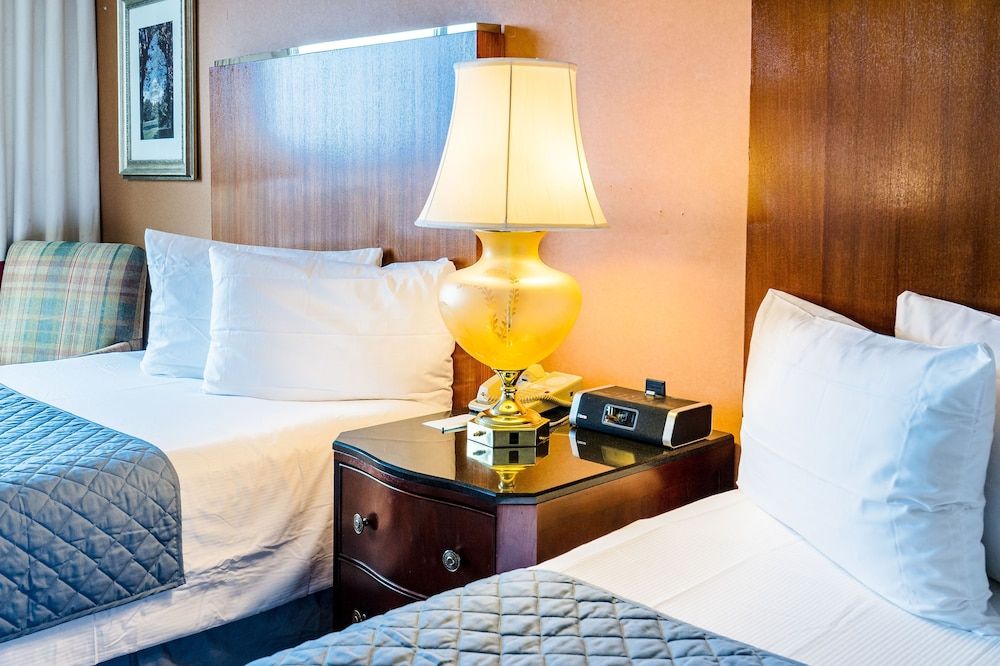 Metro Points Hotel Standard Double Room, 2 Double Beds 2