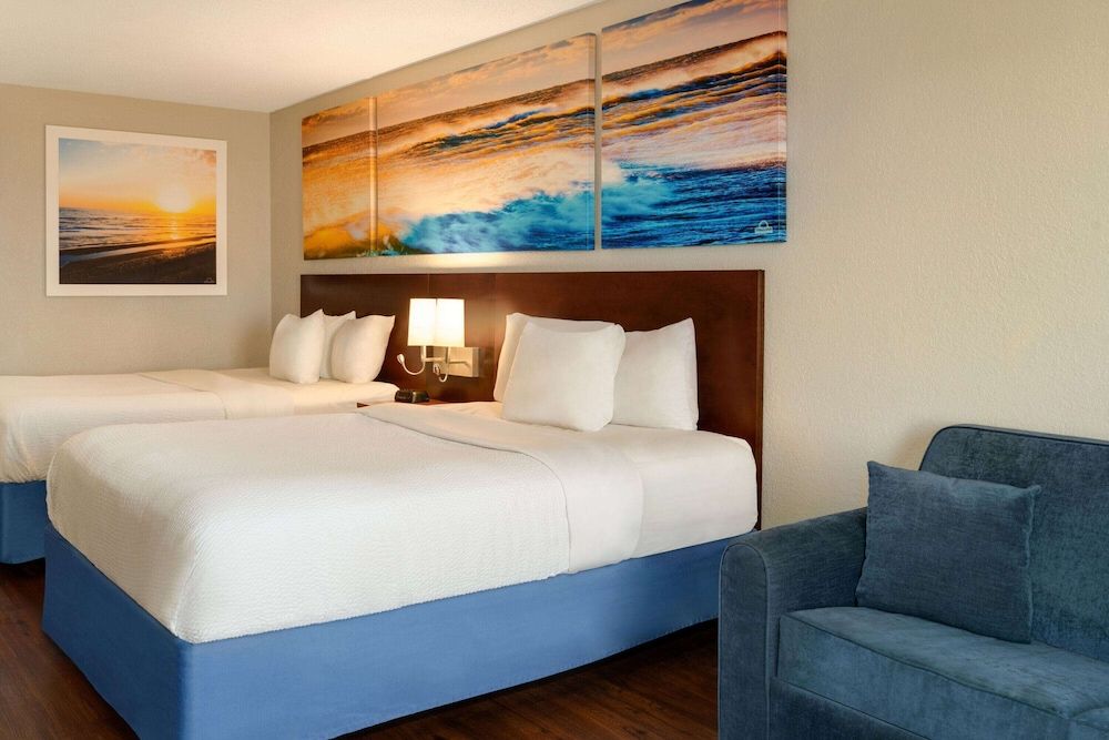 Room, 2 Queen Beds, Refrigerator & Microwave