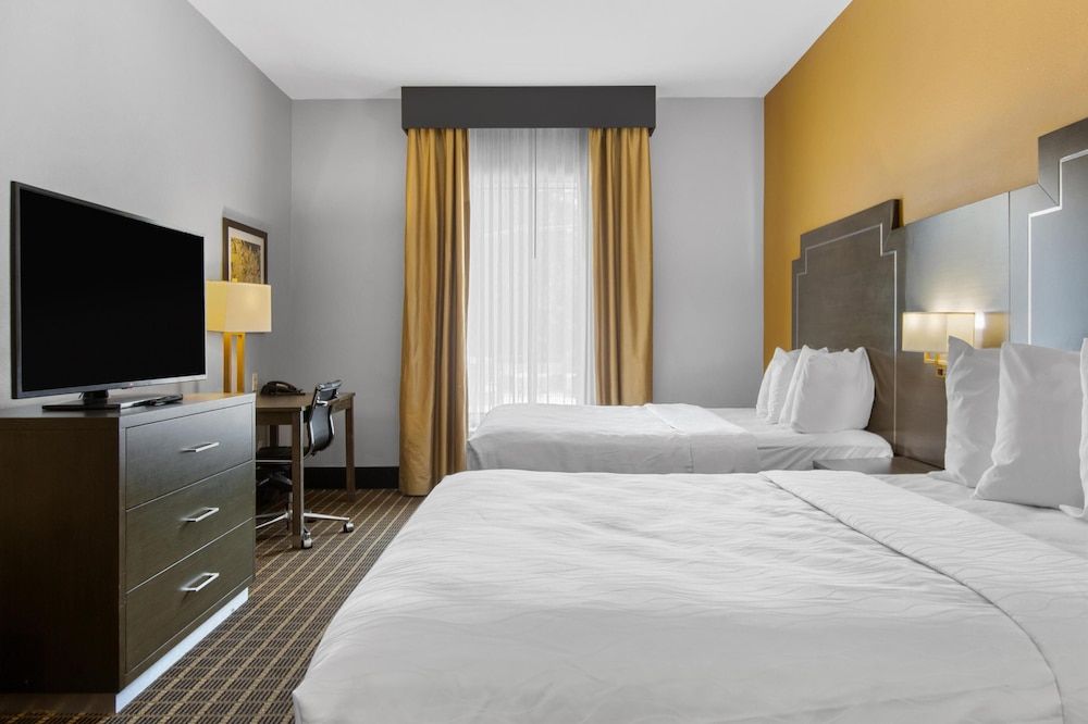 Standard Room, 2 Queen Beds, Non Smoking, Refrigerator & Microwave