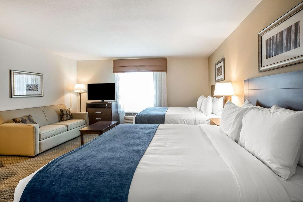 Suite, Multiple Beds, Accessible, Non Smoking (Efficiency)