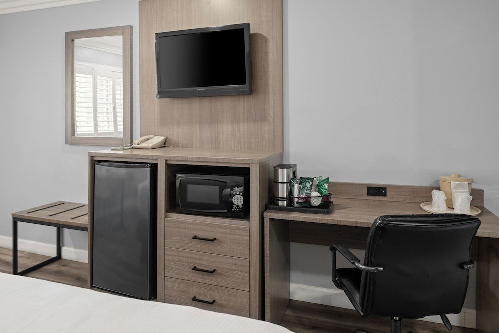 Lone Oak Lodge Room, 1 King Bed 7