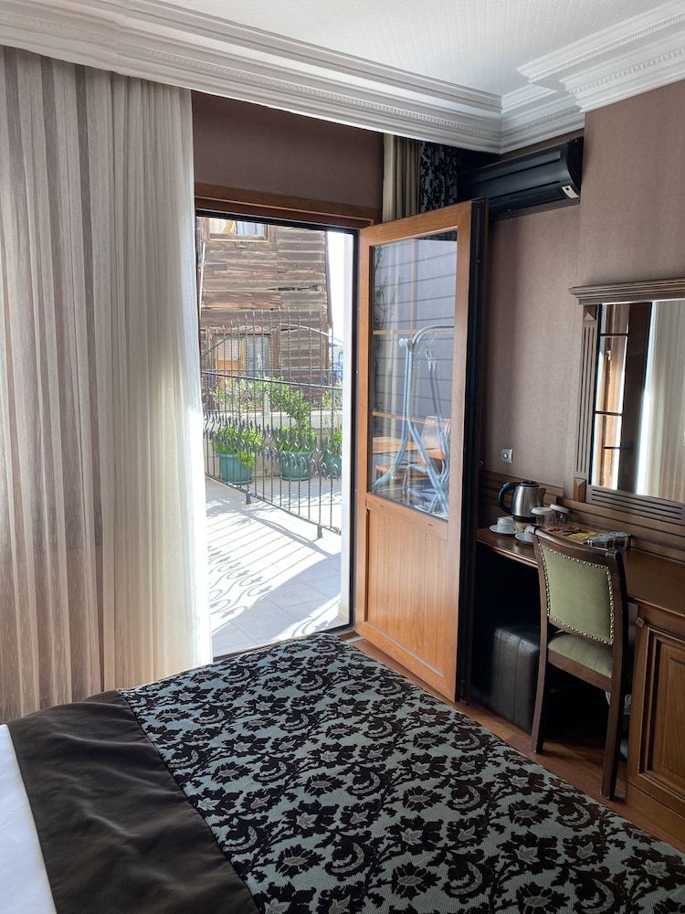 Ferman Hotel - Special Class Economy Room Basement Floor 20