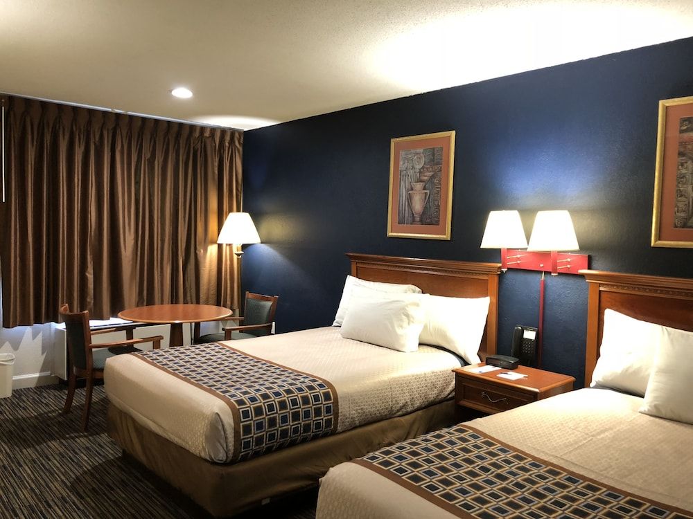 Double Room, 2 Double Beds, Smoking