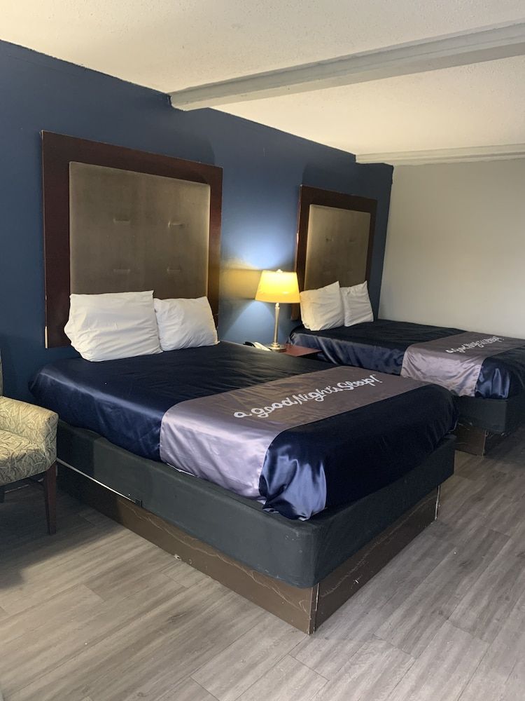 Scottish Inns Locust Grove Classic 2 Queen Beds Smoking 6