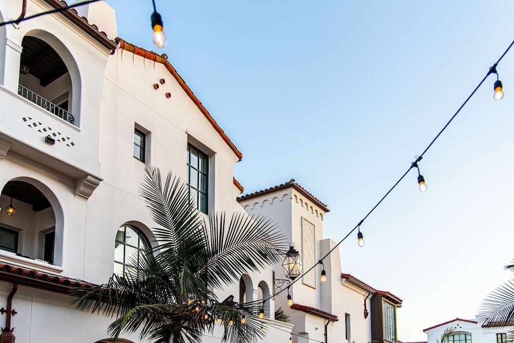 undefined Hotel Californian 5