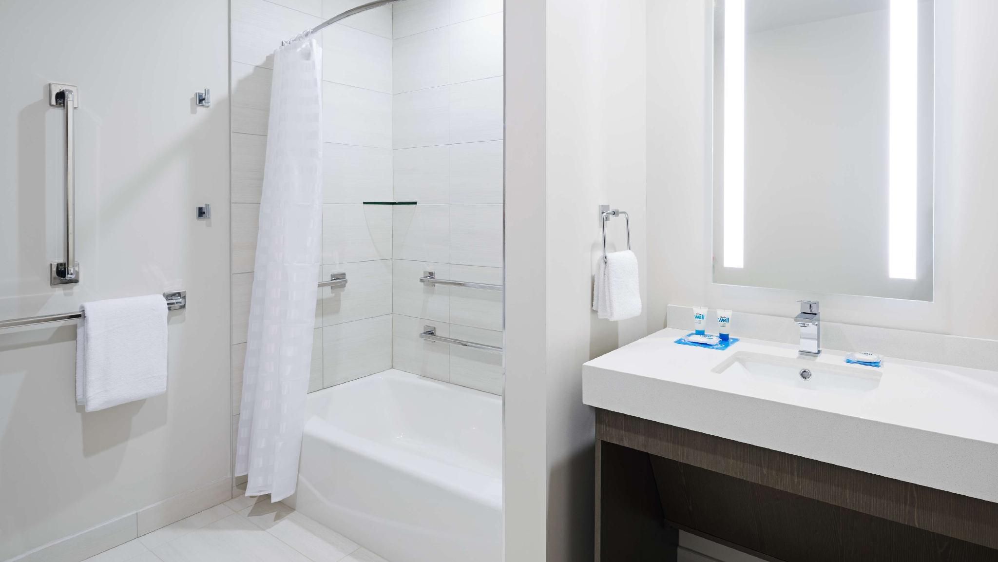 undefined Hyatt House Jersey City 9