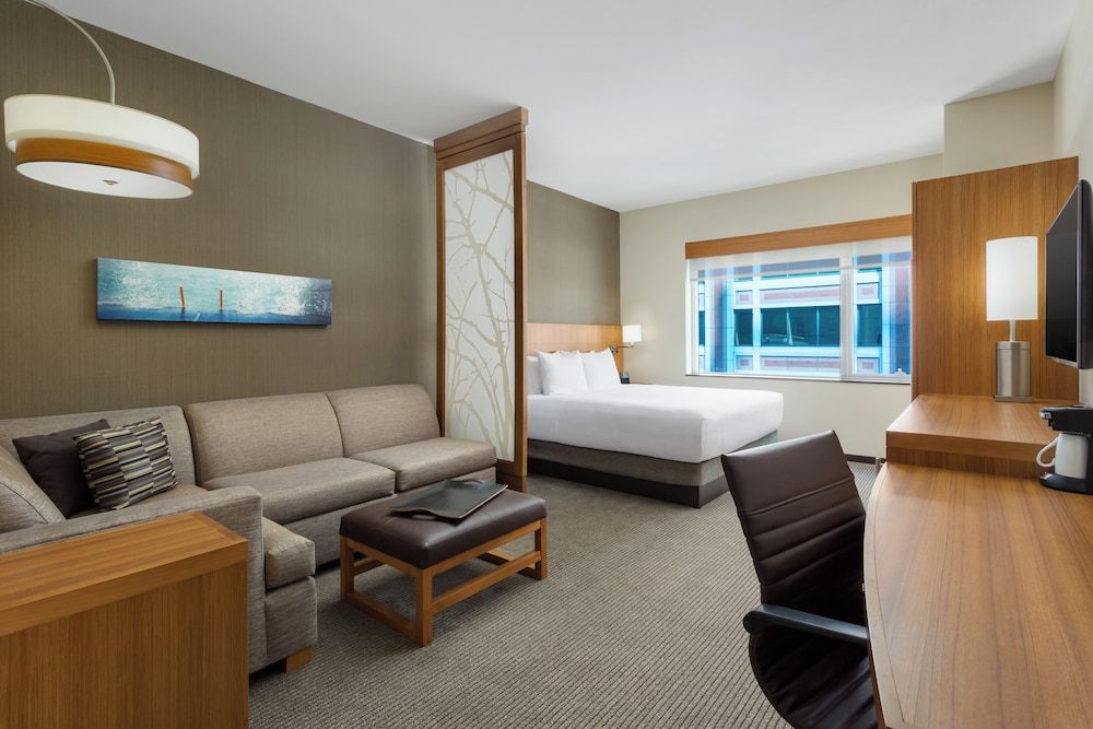 undefined Hyatt Place Chicago/Downtown - The Loop