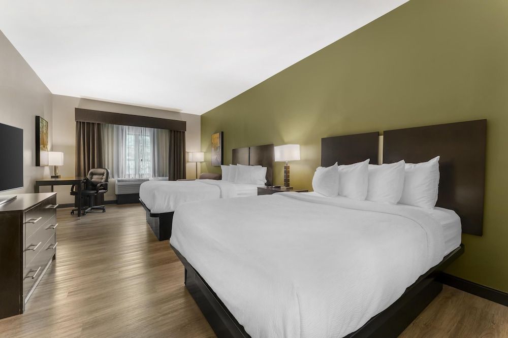 Best Western Plus Franciscan Square Inn and Suites