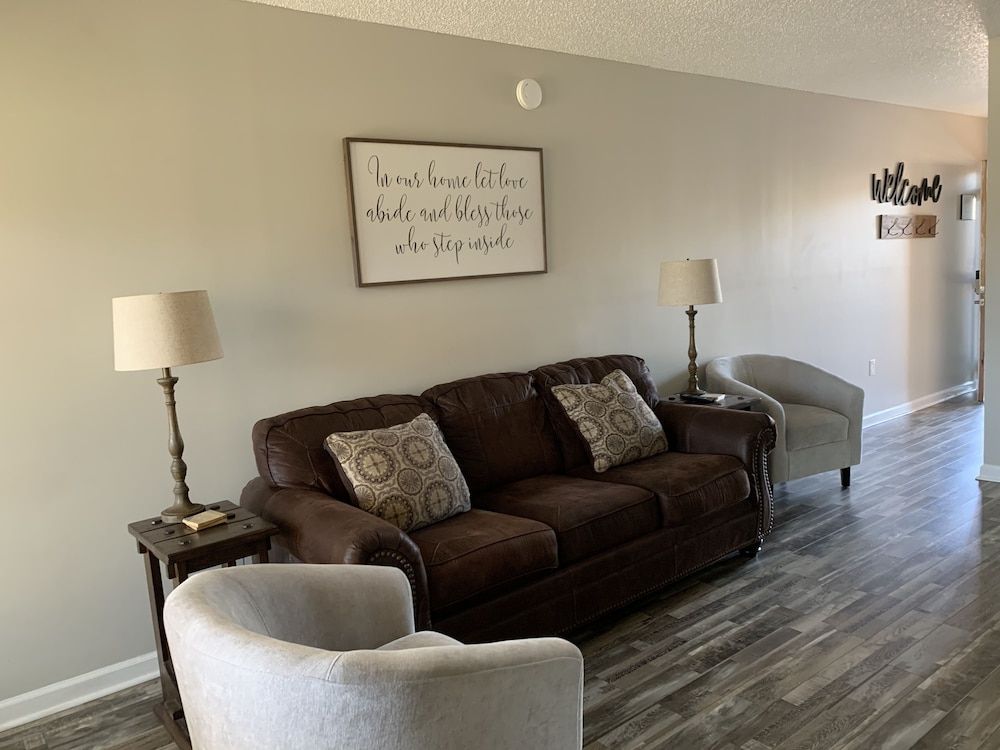 Gatlinburg Chateau Rentals Condo, 2 Bedrooms (103) 8