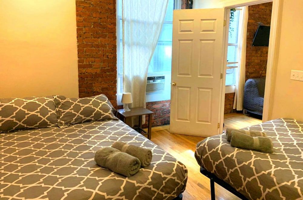 undefined Macy Empire Apartments 4