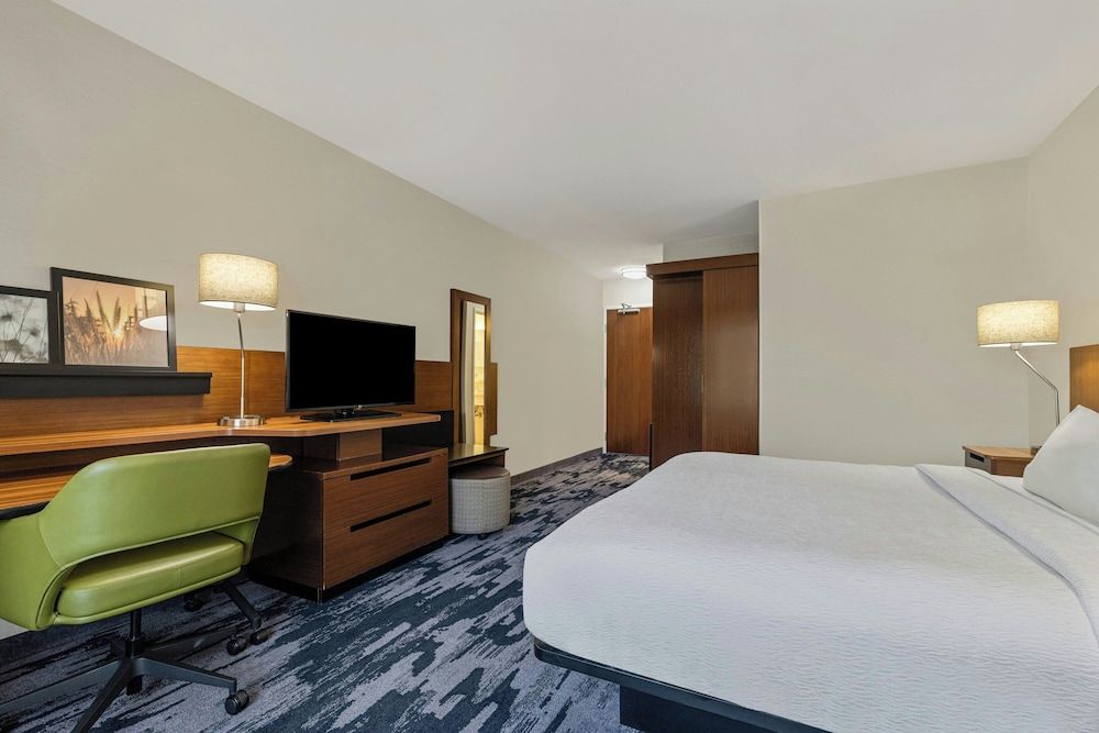 Room, 1 King Bed, Non Smoking