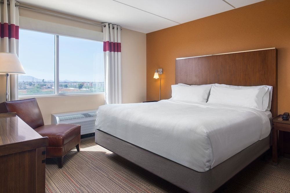 Suite, 1 Bedroom (Mobility Accessible, Tub)