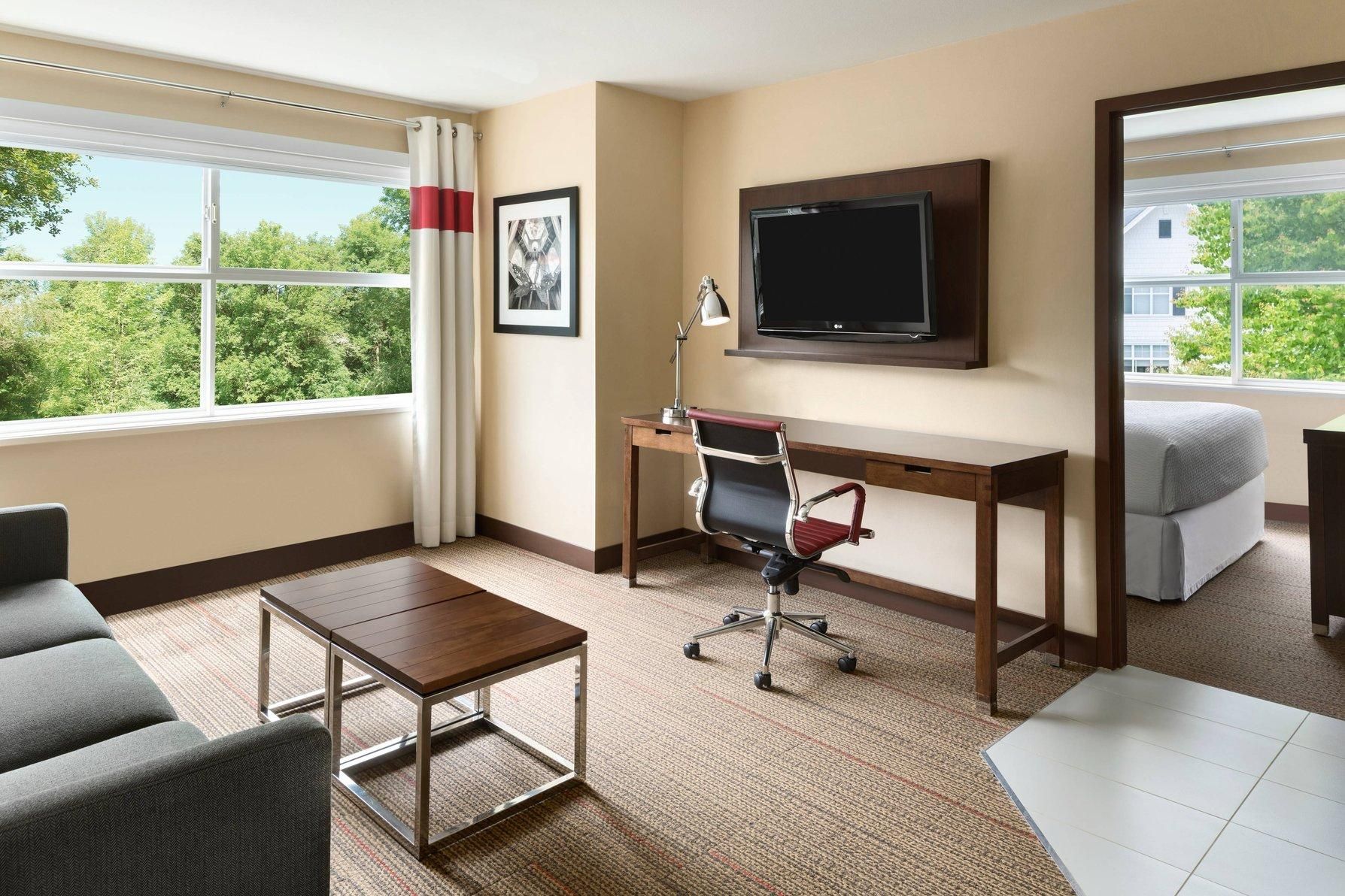 Suite, 1 Queen, Sofa bed