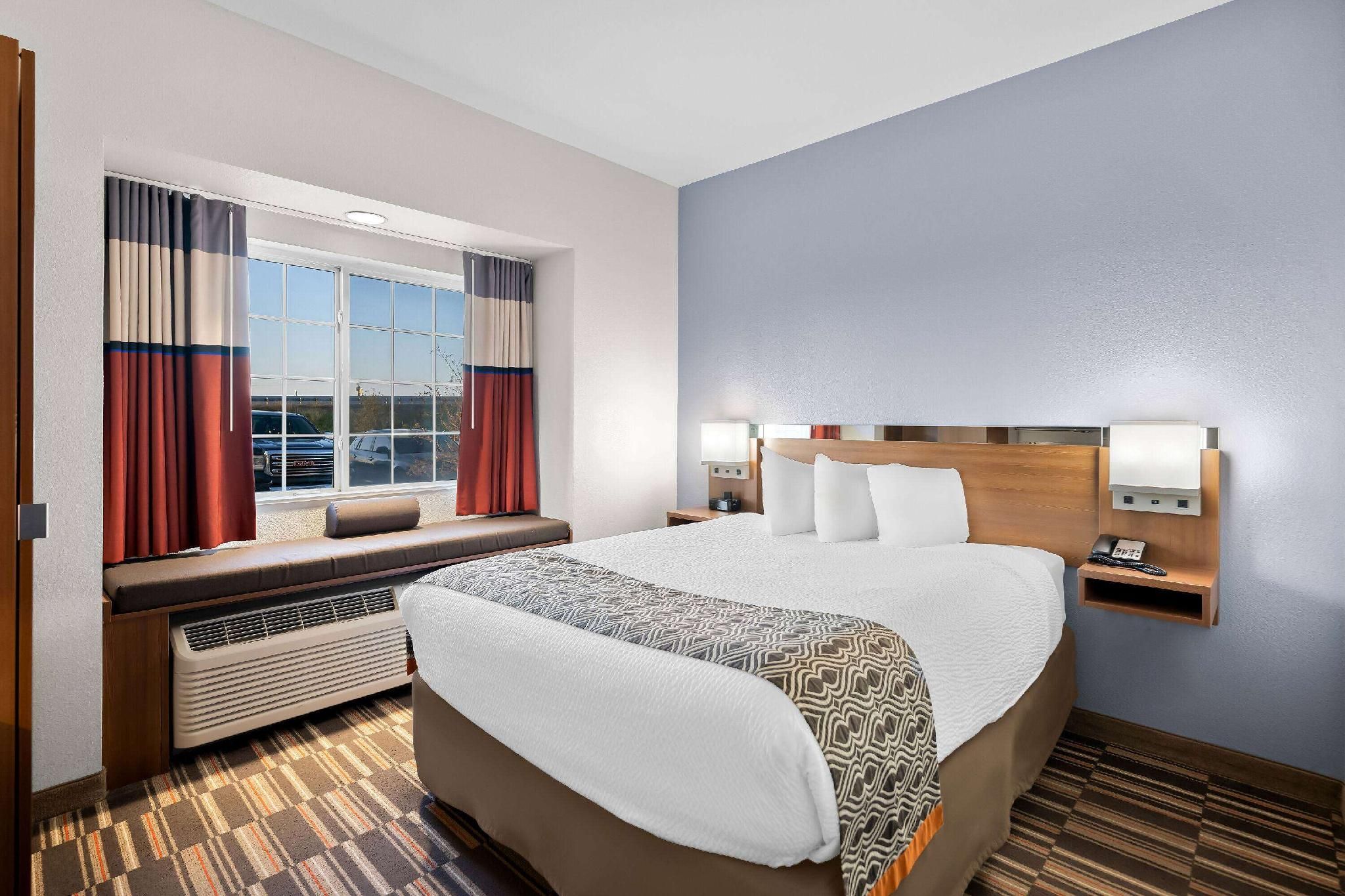 1 Queen Bed, Non-Smoking