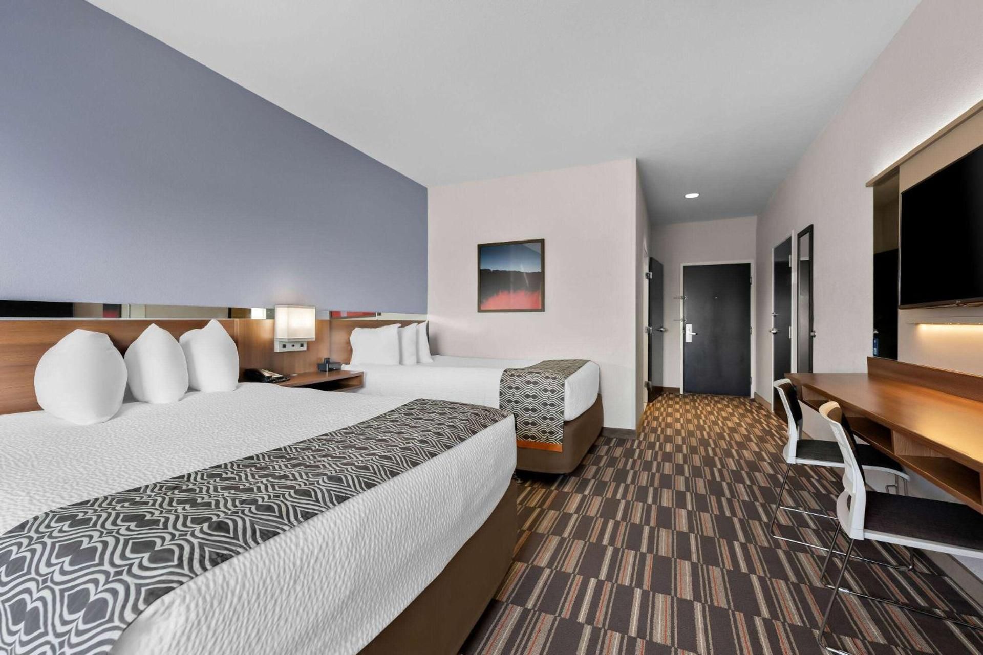 2 Queen Beds, Mobility/Hearing Accessible Room, Bathtub w/Grab Bars, Non-Smoking