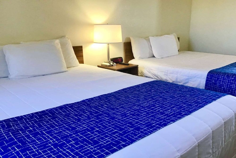 Room, 2 Queen Beds, Non Smoking