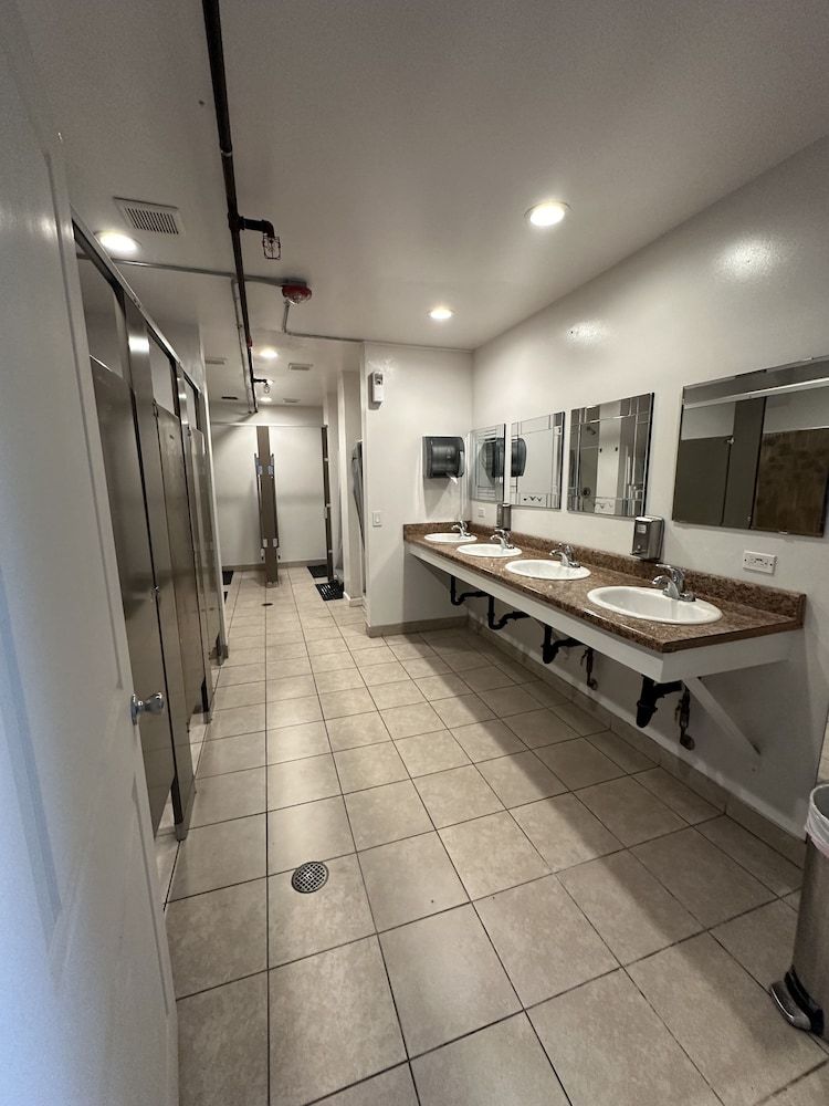 Economy Shared Dormitory, Women only
