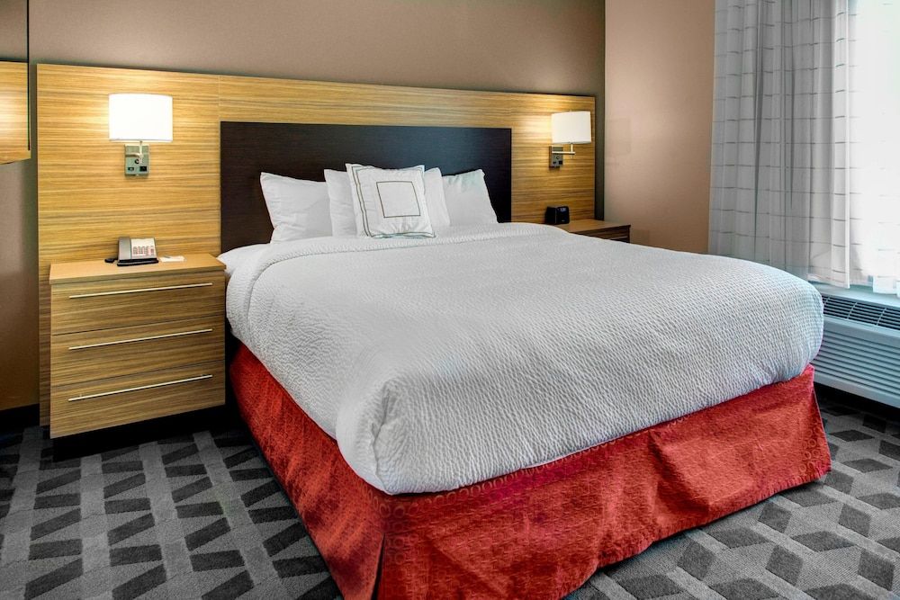 Suite, 1 Bedroom (Hearing Accessible)