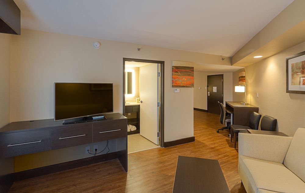 Suite, 1 King Bed