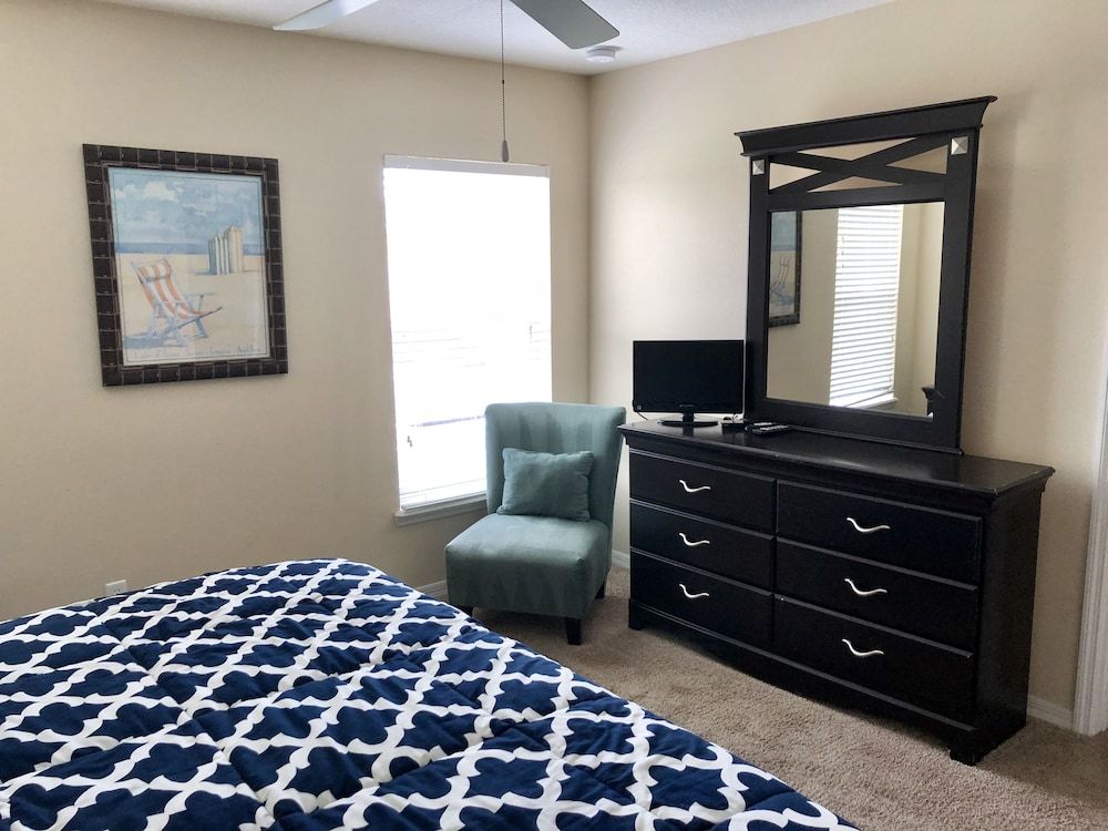 undefined Vacation USA LTD 10