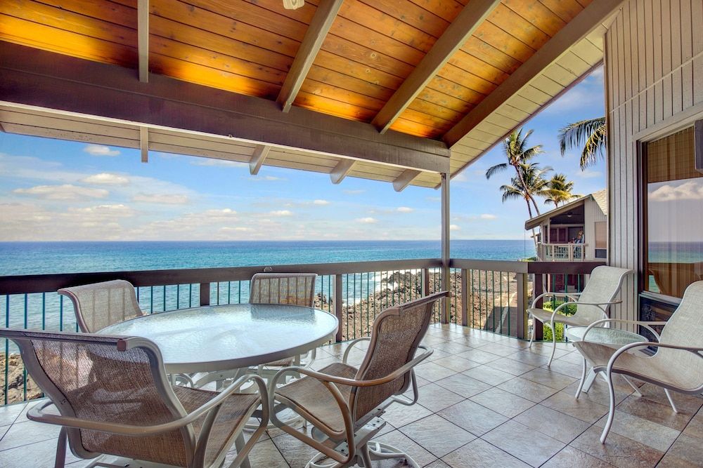 2 Bedroom Oceanfront with Loft