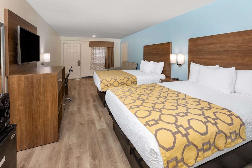 Studio Suite, 2 Queen Beds, Non Smoking
