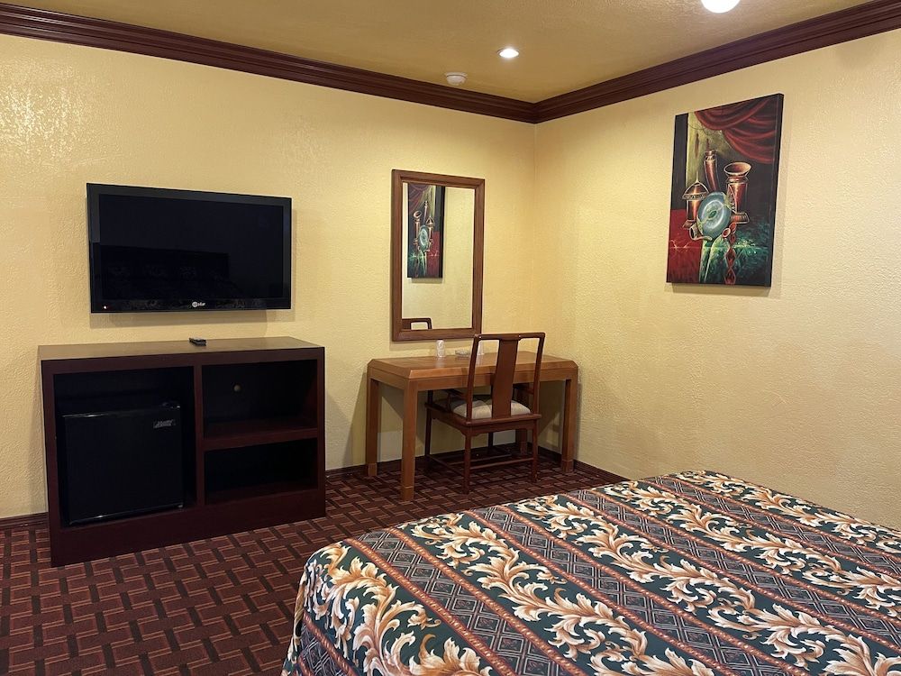Welcome Inn Family Double Room 3