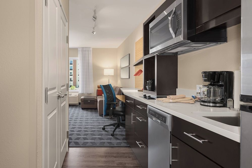 Suite, 1 Bedroom (Hearing Accessible)