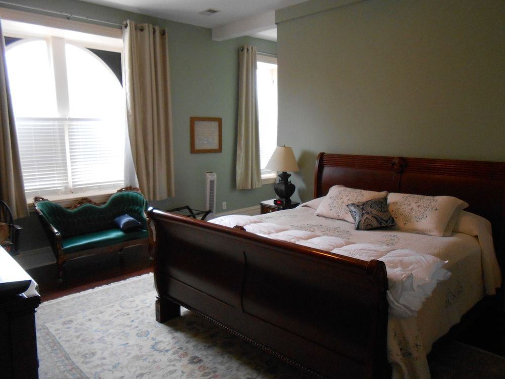 Benton Park Inn