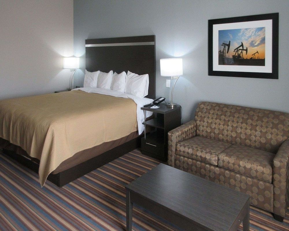 Suite, 1 King Bed, Non Smoking