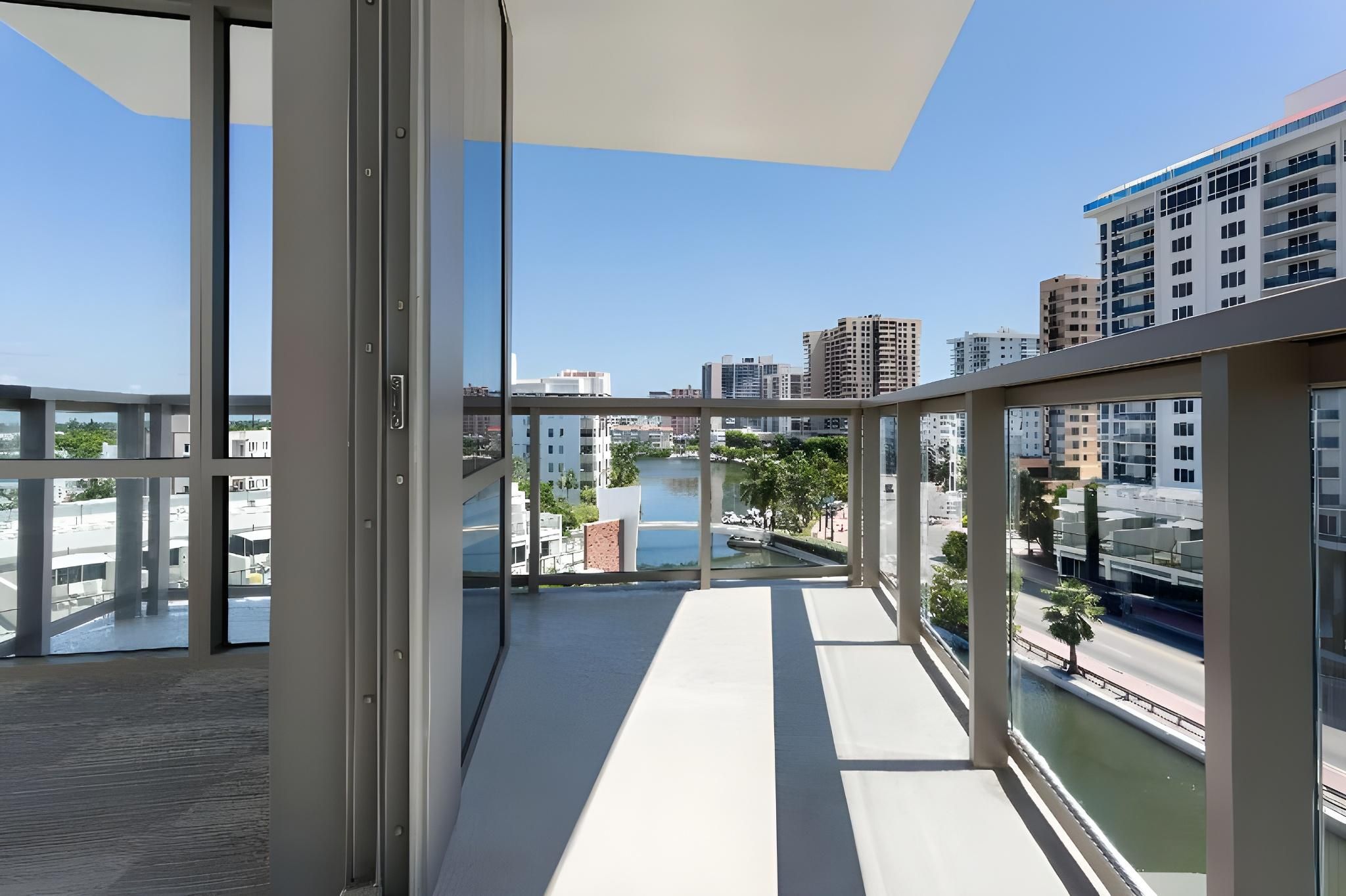 1 King Suite Balcony Pool View