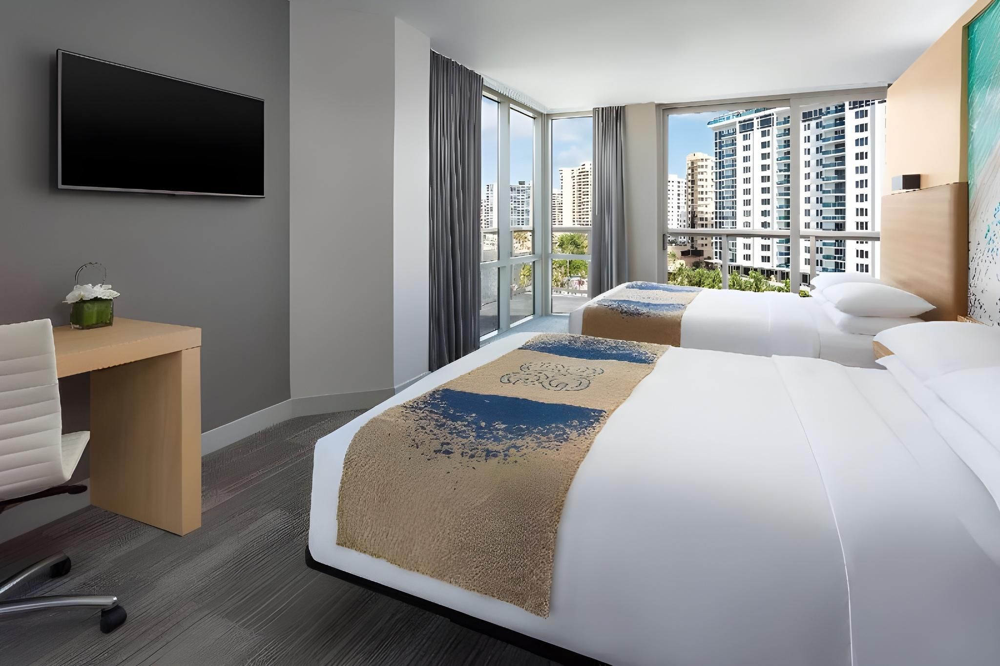 2 Queen Mob/Hear Acc Ri-Shw