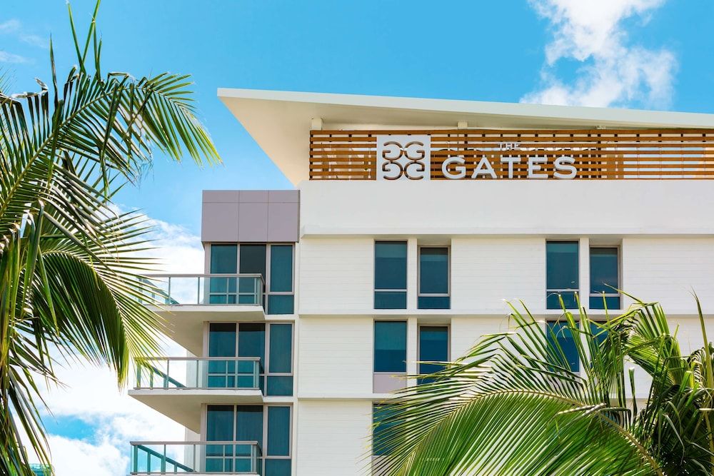 undefined The Gates Hotel South Beach 3