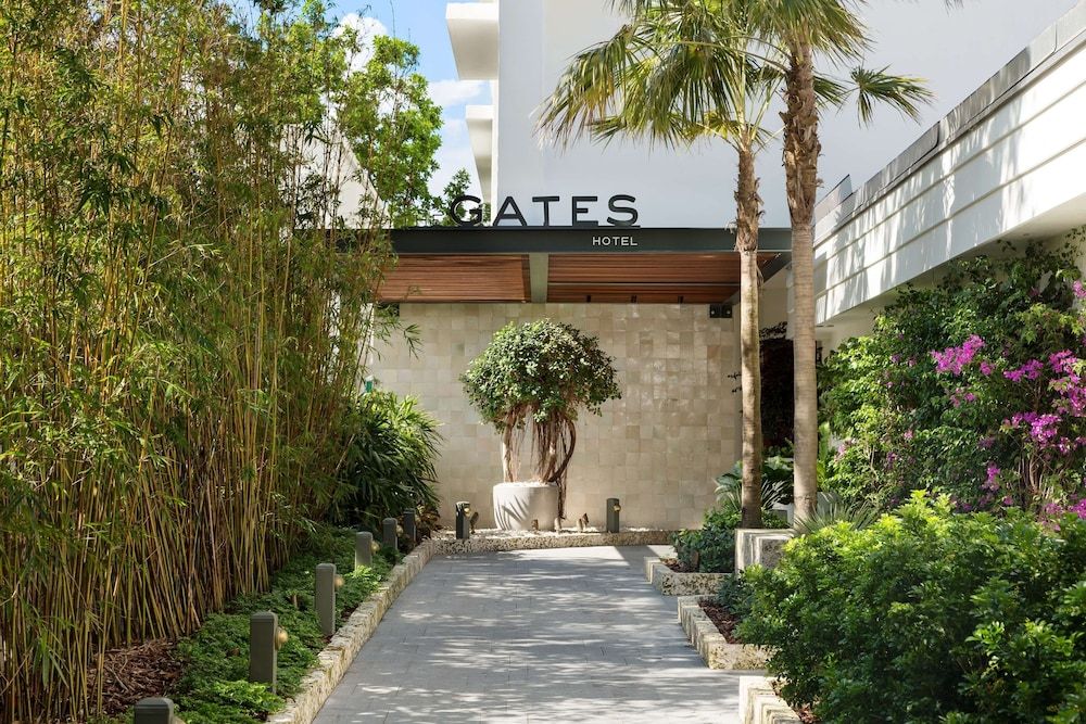 undefined The Gates Hotel South Beach 8