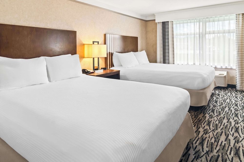 Best Western Plus Pitt Meadows Inn & Suites Standard Room, 2 Queen Beds, Non Smoking, Refrigerator