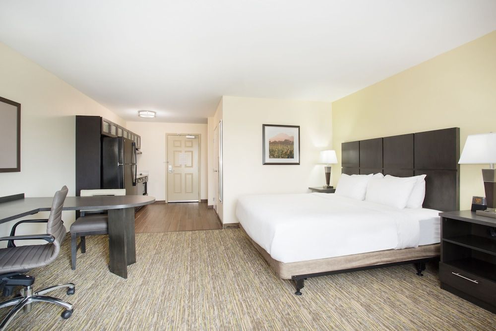 Studio Suite, 1 King Bed, Accessible (Communications, Accessible Tub)