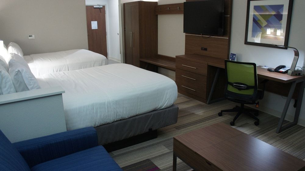 Suite, 2 Queen Beds