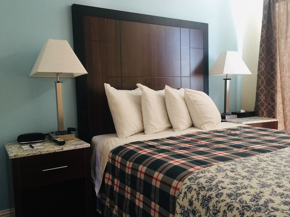 Dolphin Cove Motel Standard Room, 1 Queen Bed