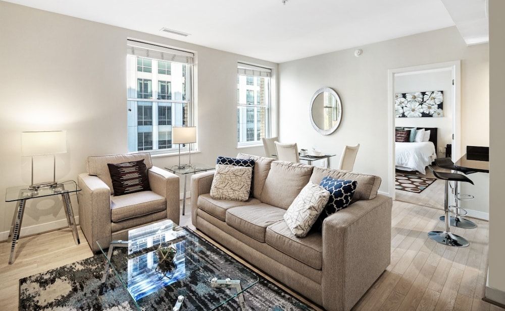 undefined Global Luxury Suites at The White House 2
