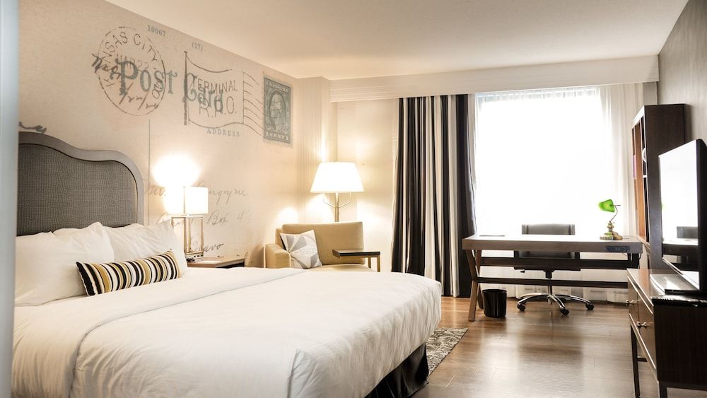 Premium Room, 1 King Bed
