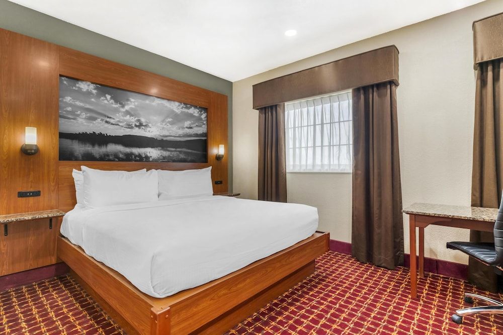 Best Western Plus Yukon