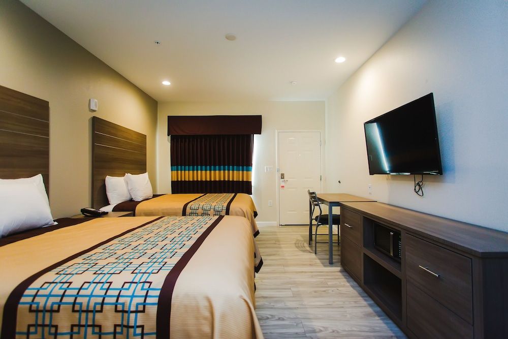 Standard Room, 2 Double Beds, Non Smoking
